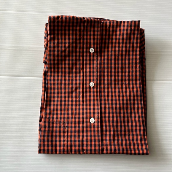 ROUNDTREE & YORKE NWT 2 Shirt Bundle Short Sleeve One Plaid and One Blue Size M - Picture 4 of 9